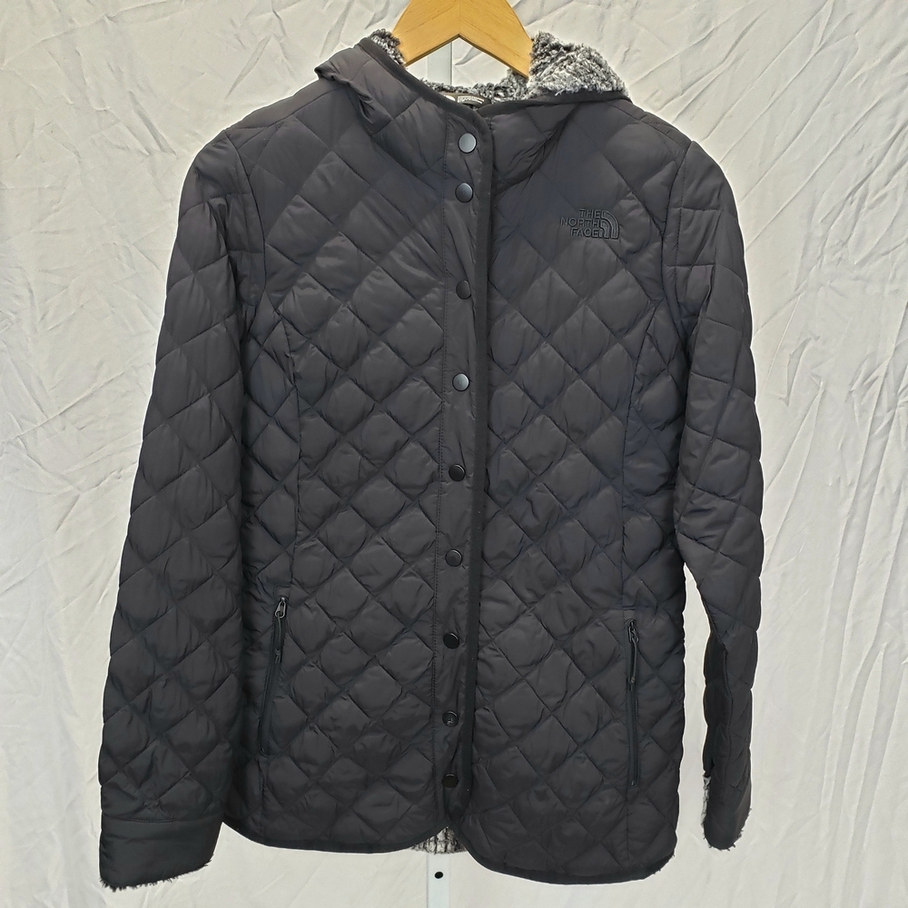 The North Face Thermoball Fur Hoodie Black Quilted Jacket NF0A2TEU